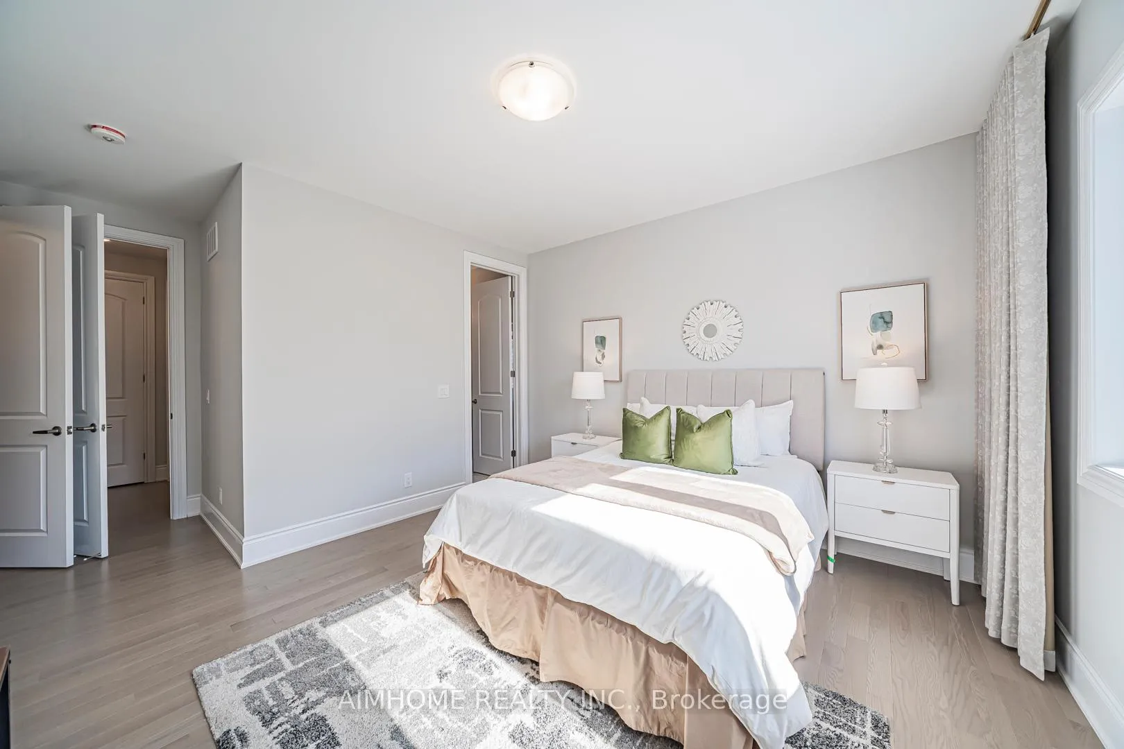 Photo 16 of 17 Meizhou Avenue, Markham, Angus Glen — HOMEH