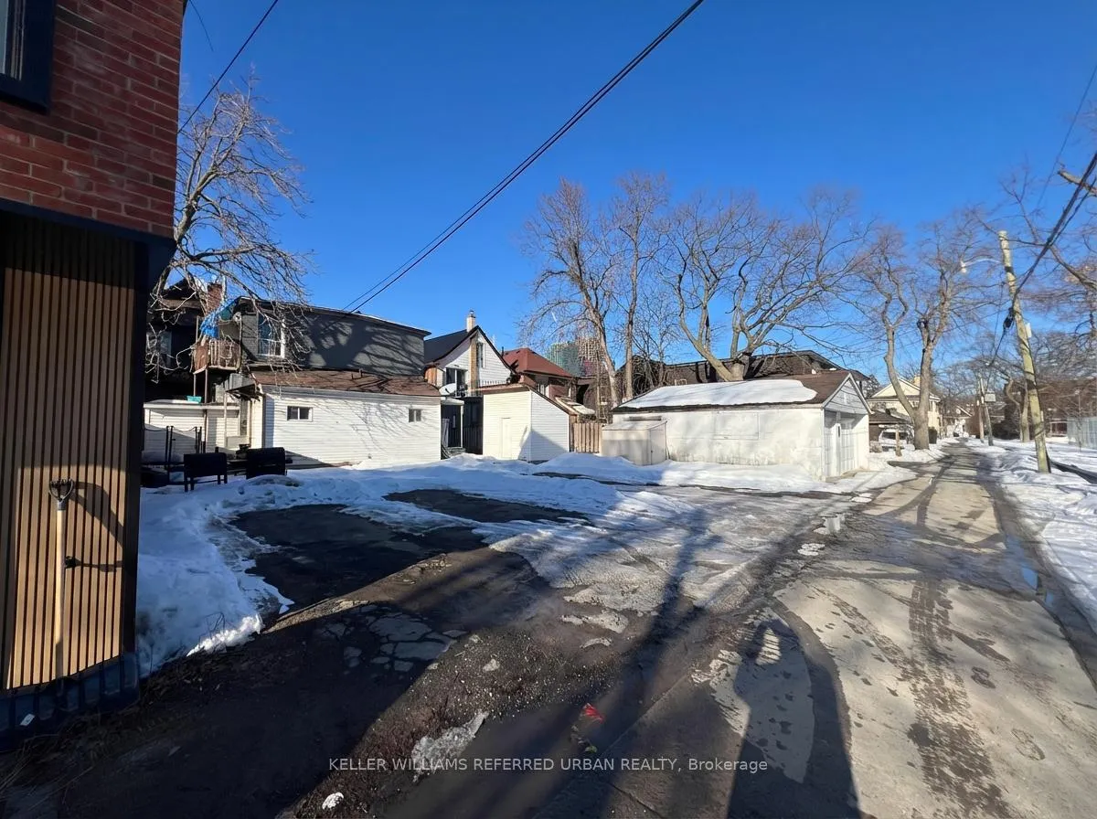 Photo 2 of 2139 Gerrard Street E, Toronto, East End-Danforth — HOMEH