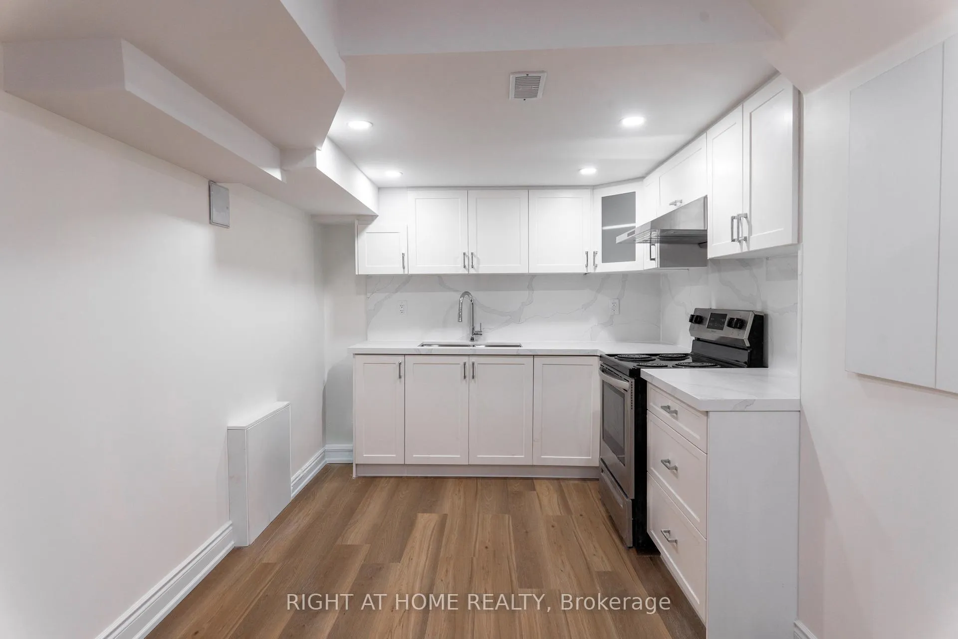 Photo 4 of Unit Lower, 58 Lockheed Crescent, Brampton, Fletcher's Meadow — HOMEH