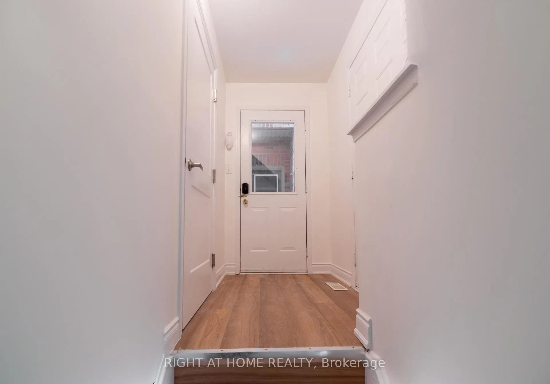 Photo 13 of Unit Lower, 58 Lockheed Crescent, Brampton, Fletcher's Meadow — HOMEH