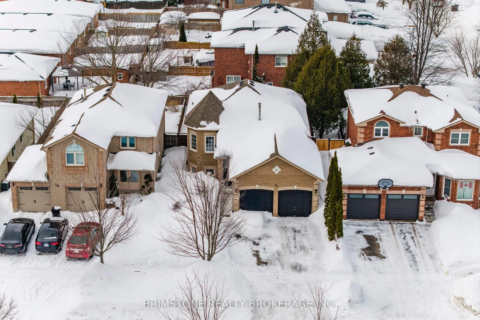 Photo 2 of 22 Dykstra Drive, Barrie, Holly — HOMEH