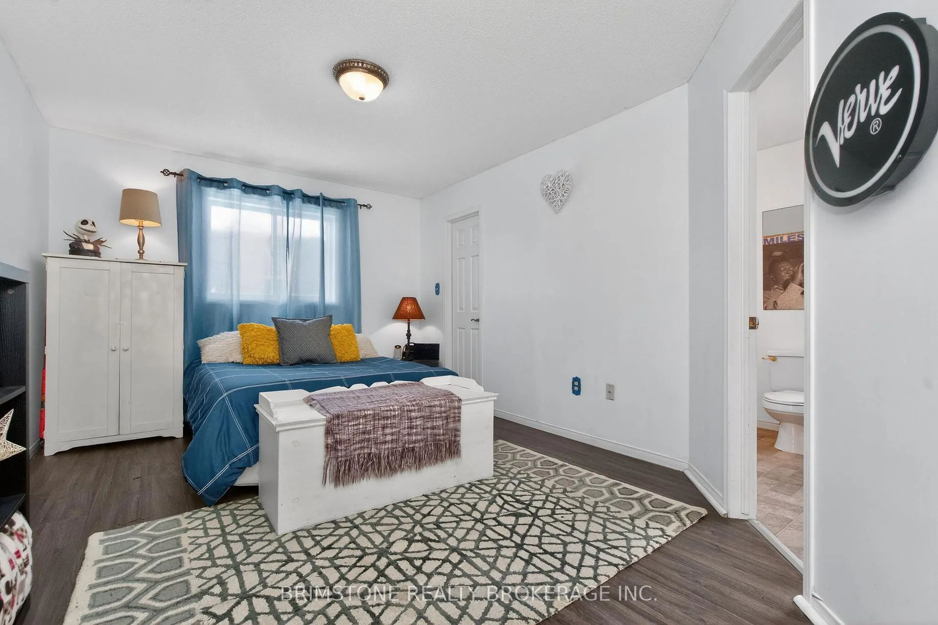Photo 11 of 22 Dykstra Drive, Barrie, Holly — HOMEH