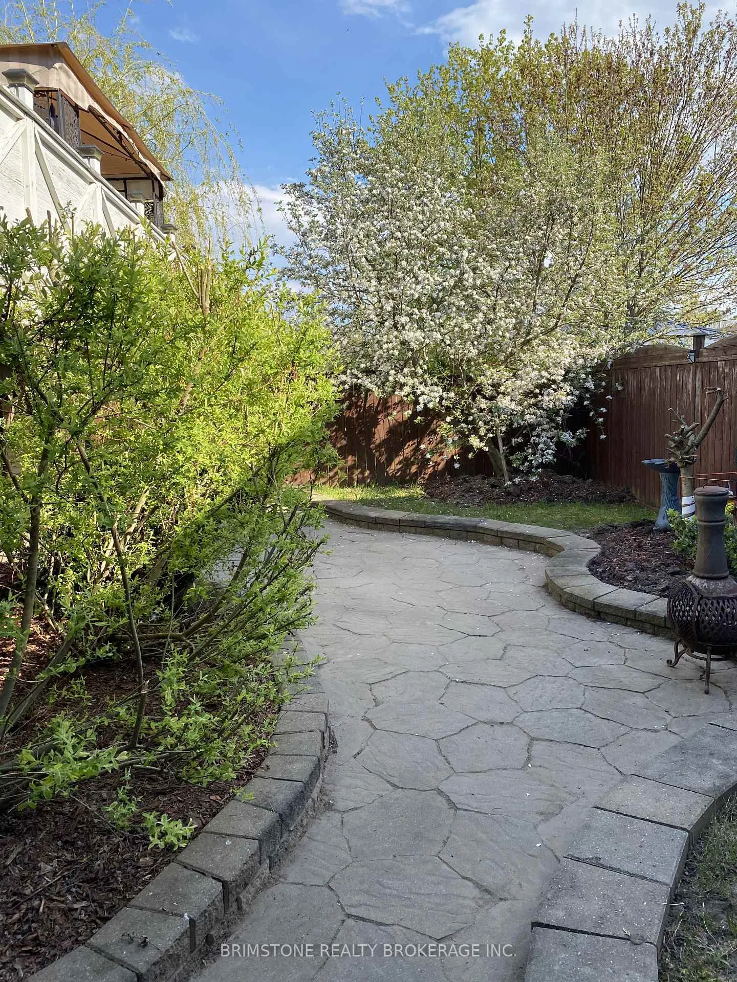 Photo 24 of 22 Dykstra Drive, Barrie, Holly — HOMEH