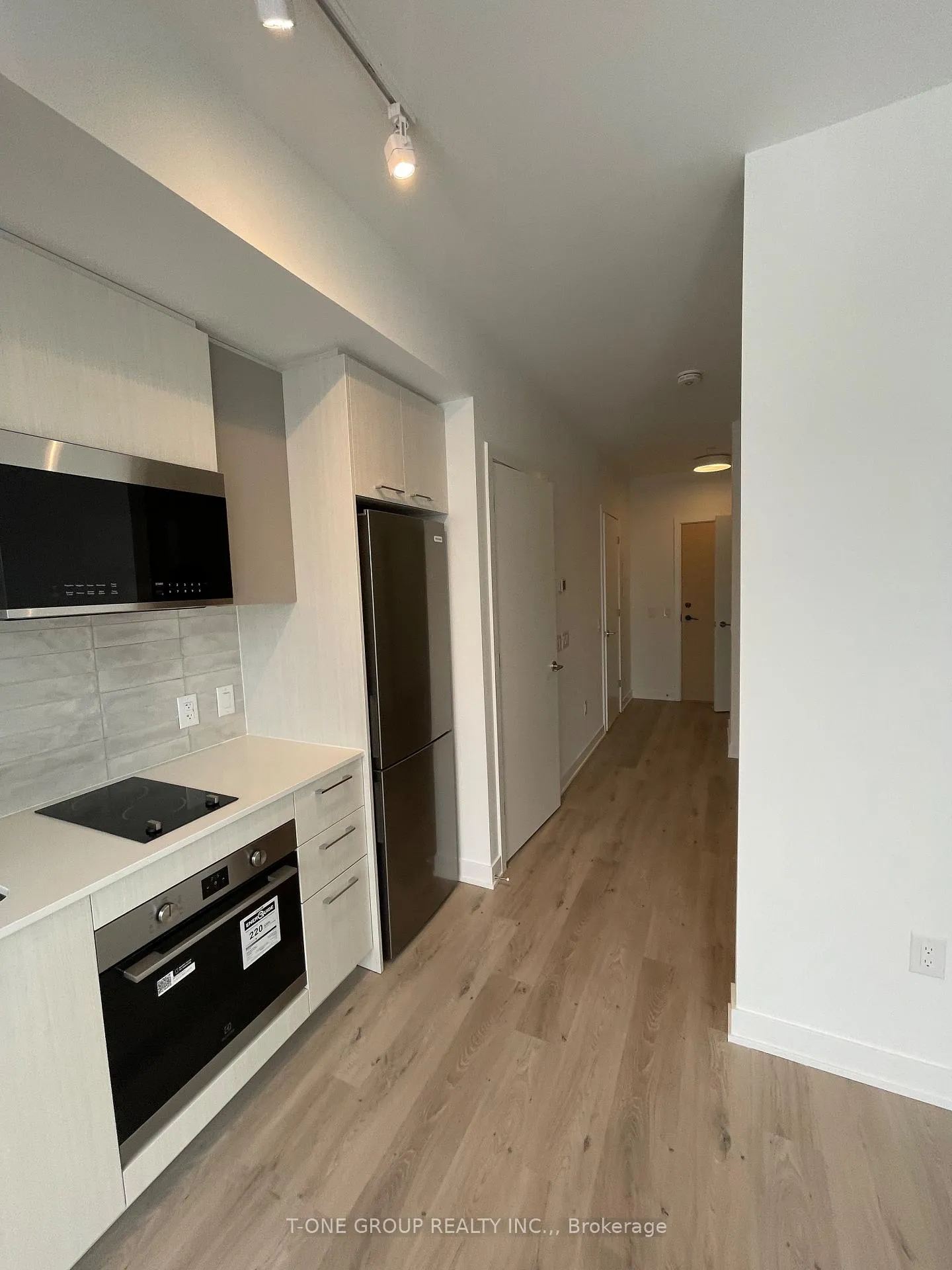 Photo 3 of Unit 731, 30 Dreamers Way, Toronto, Regent Park — HOMEH