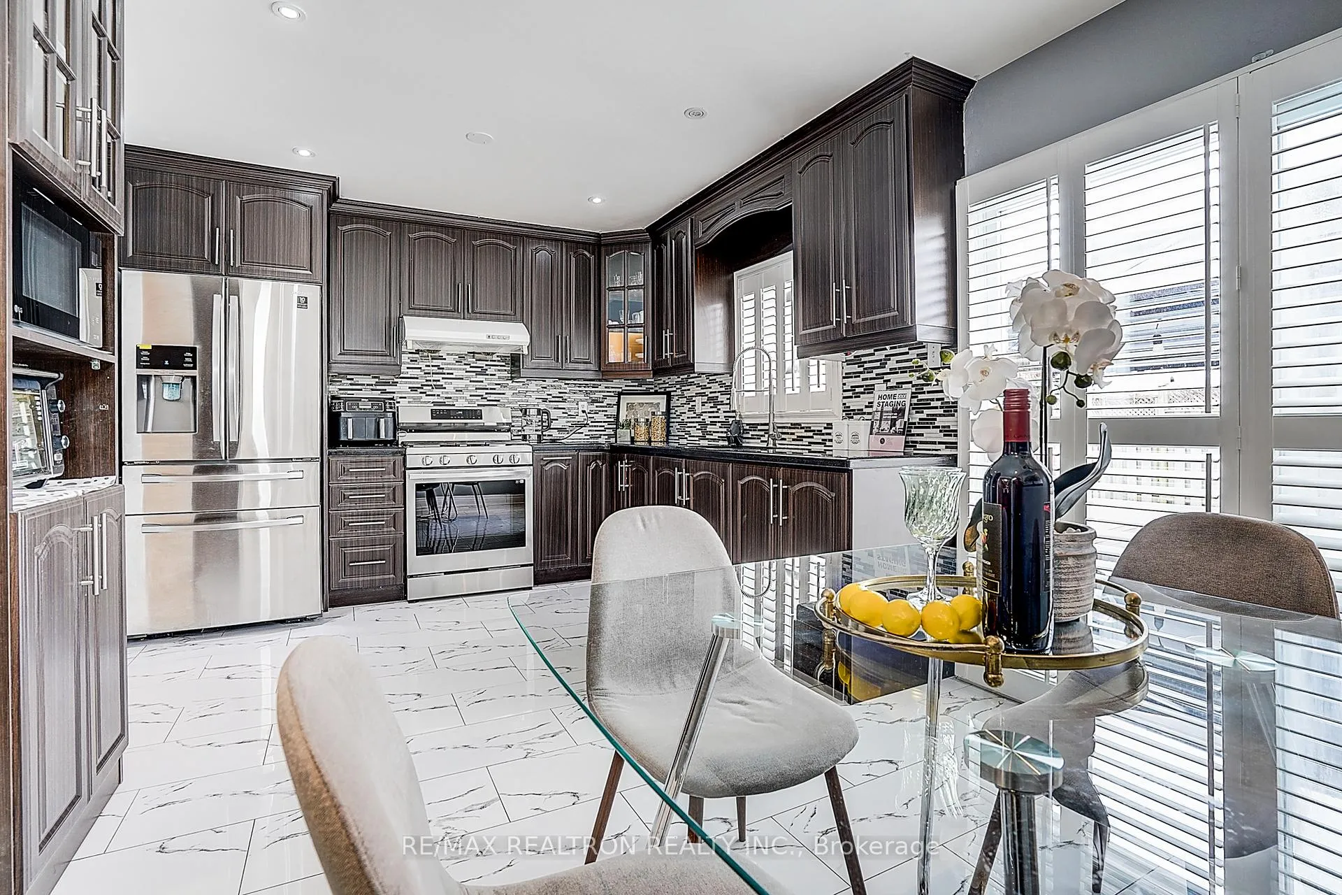 Photo 22 of 11 Stella Drive, Markham, Middlefield — HOMEH