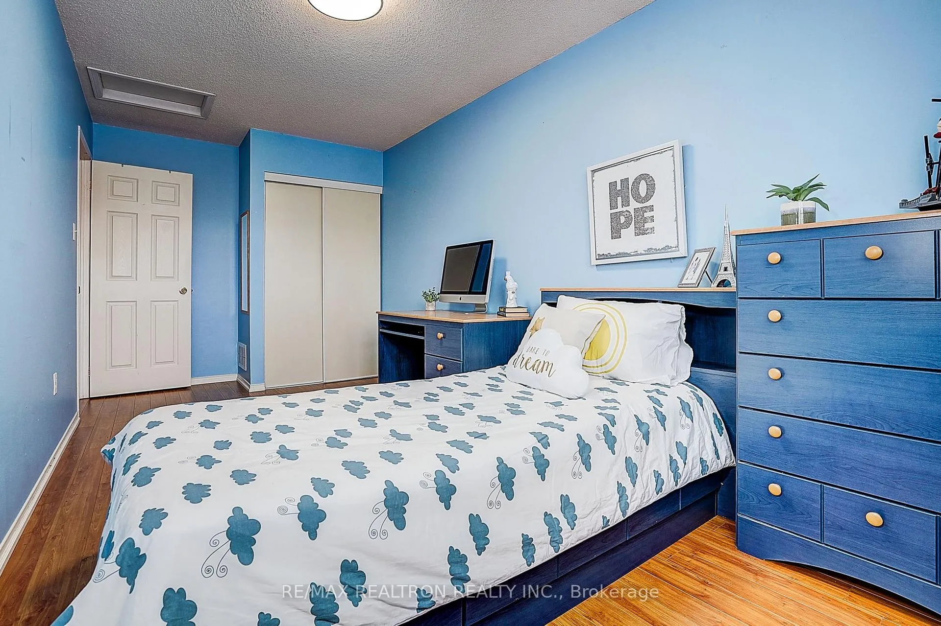 Photo 33 of 11 Stella Drive, Markham, Middlefield — HOMEH