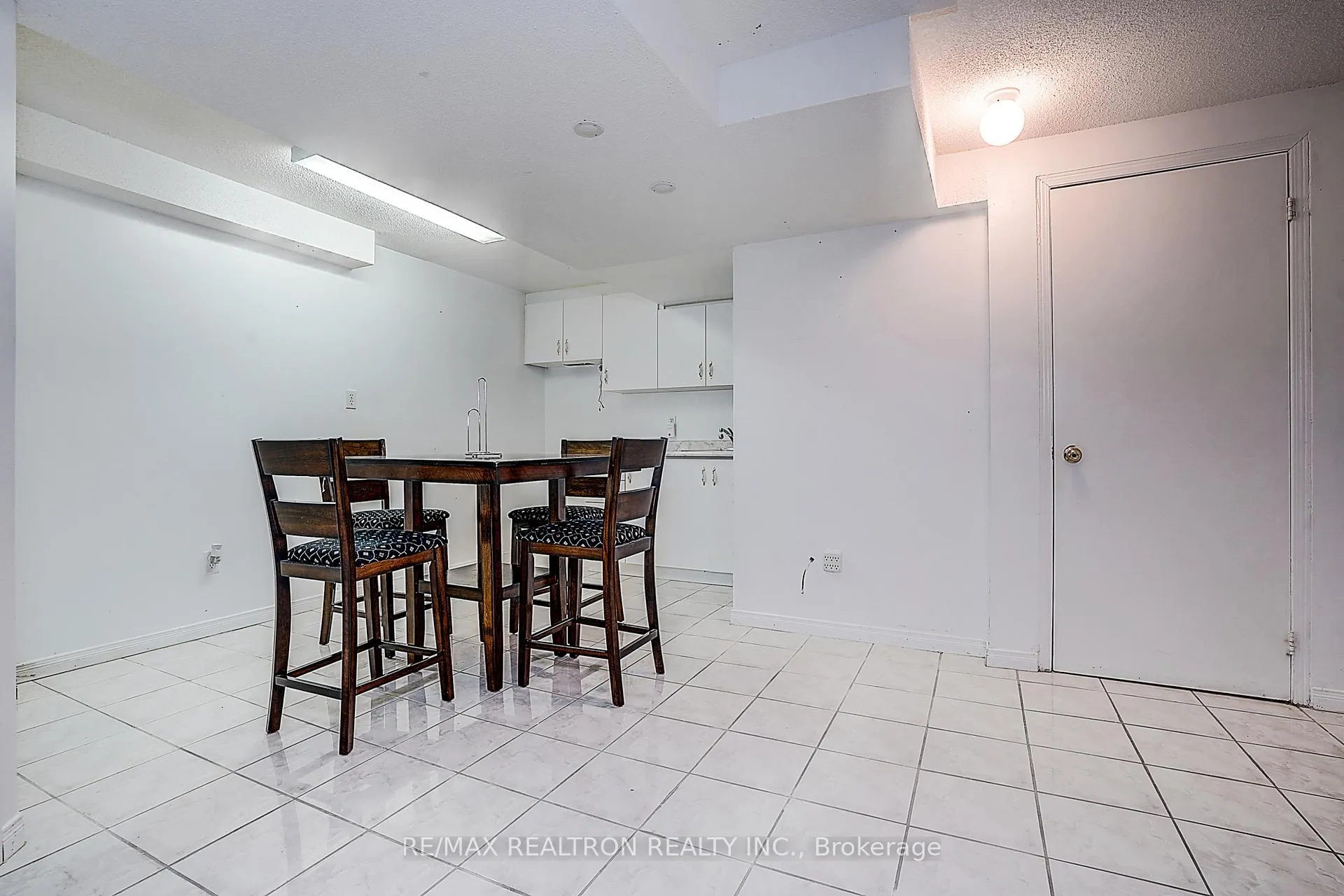 Photo 36 of 11 Stella Drive, Markham, Middlefield — HOMEH