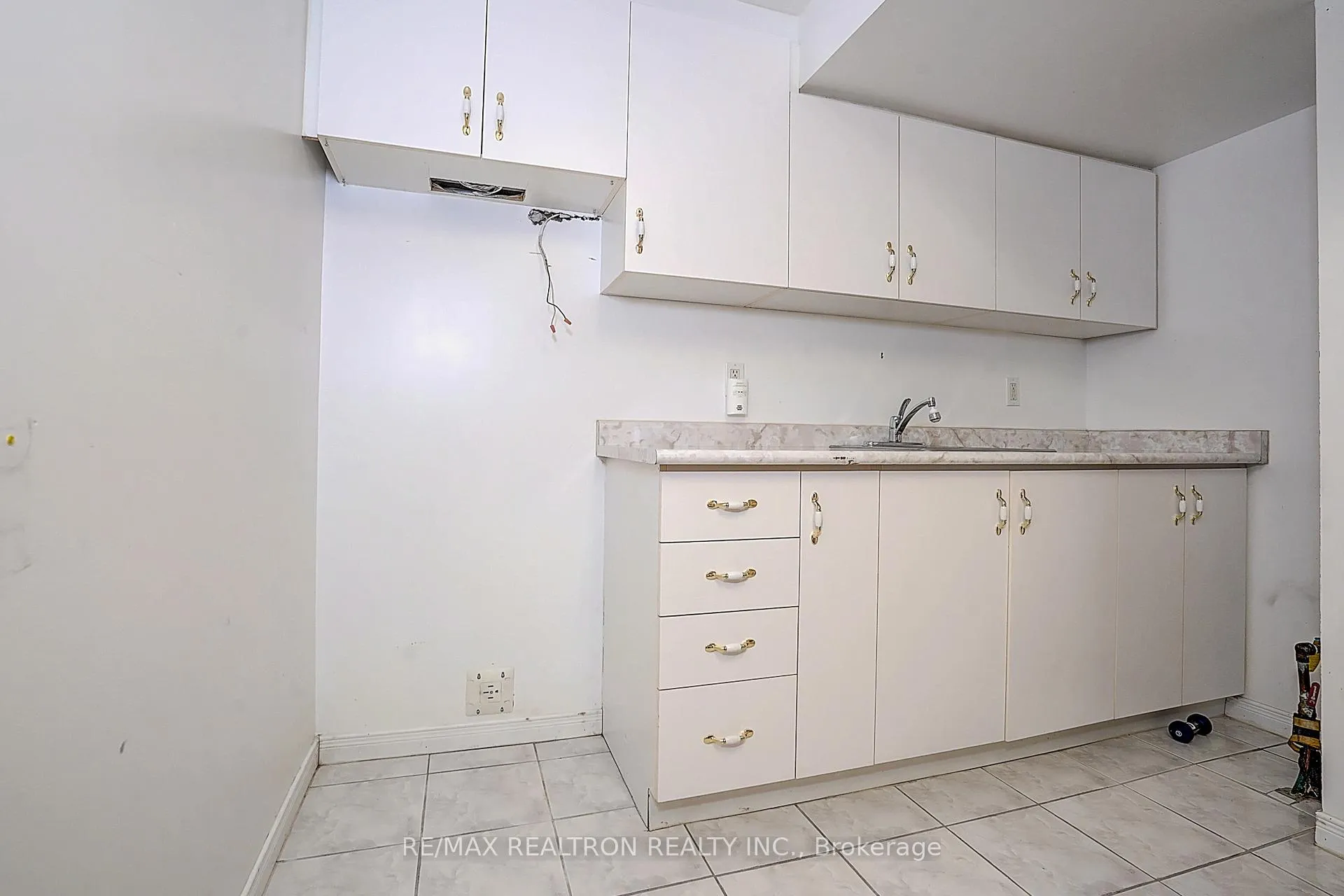 Photo 38 of 11 Stella Drive, Markham, Middlefield — HOMEH