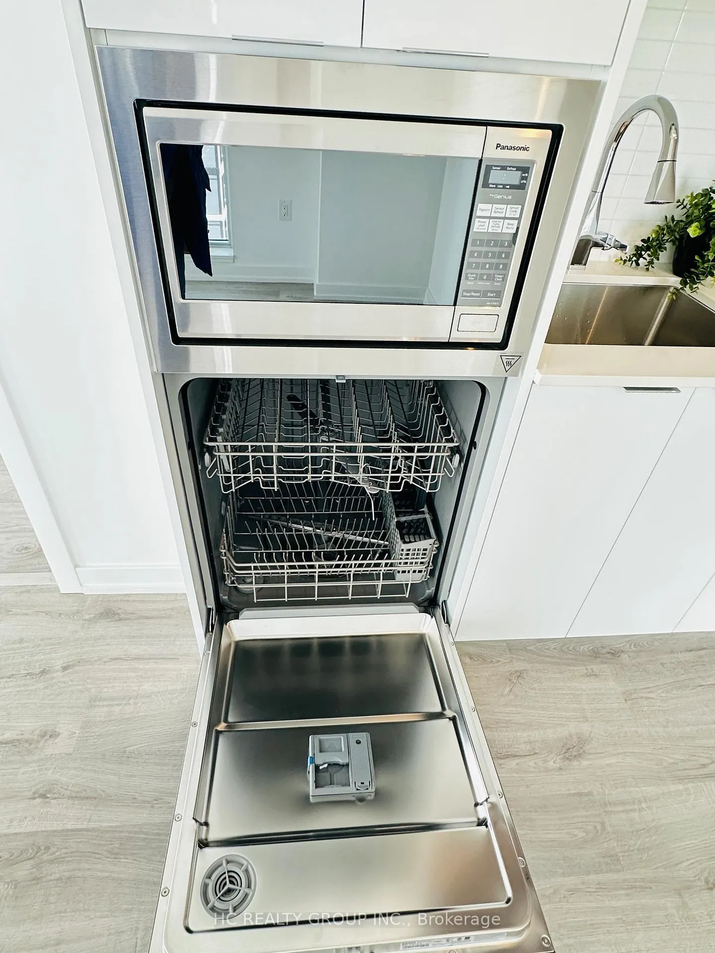 Photo 12 of Unit B1511, 9751 Markham Road, Markham, Greensborough — HOMEH