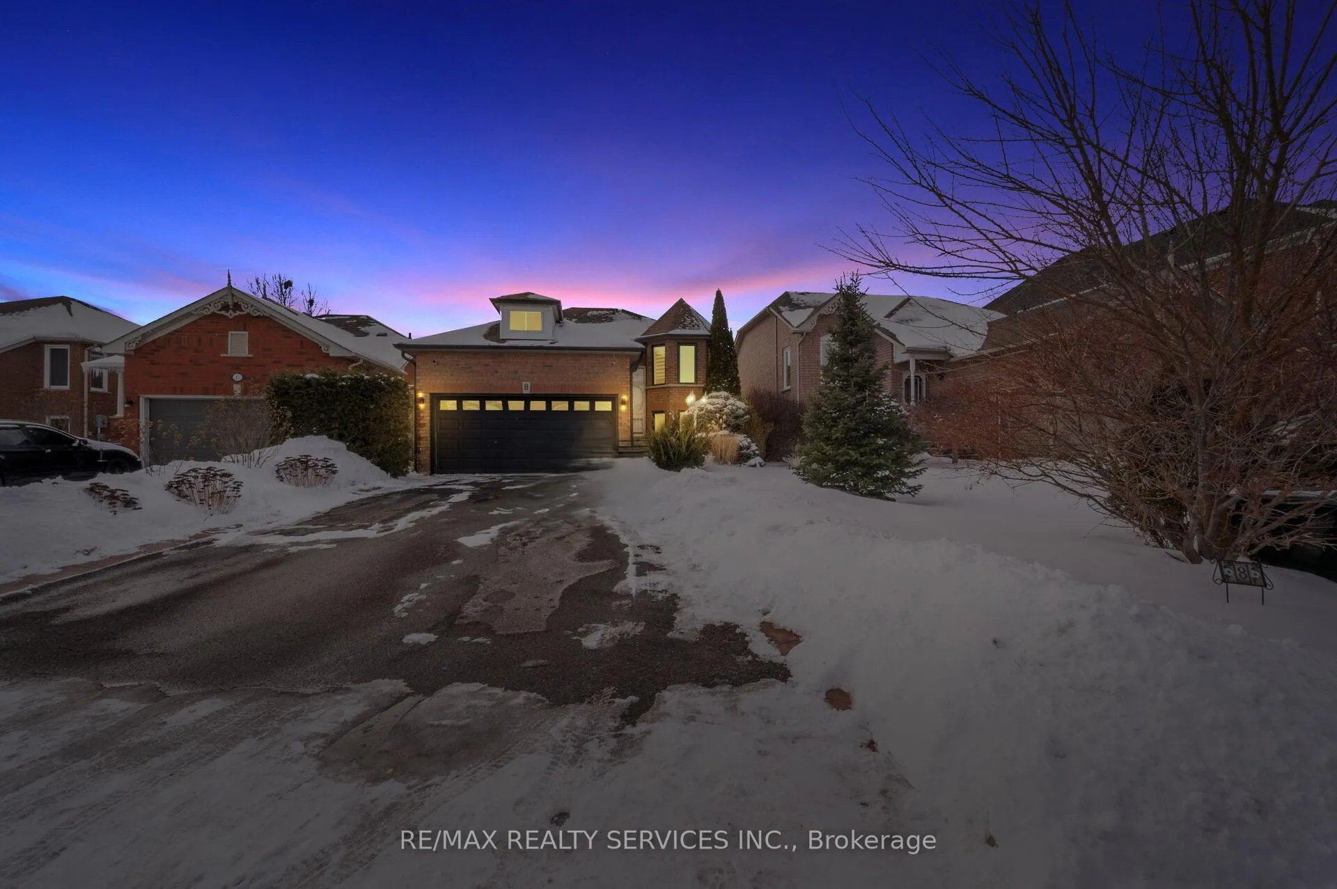 Photo 1 of 8 Bradwick Court, Caledon, Rural Caledon — HOMEH