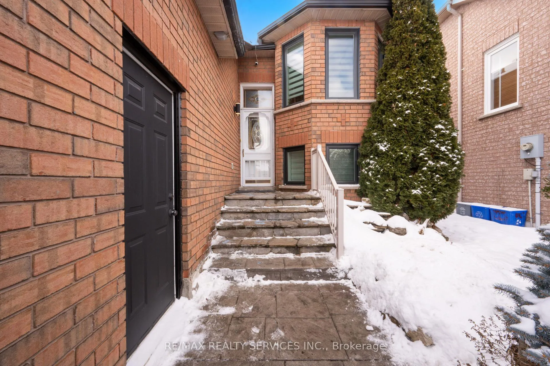 Photo 8 of 8 Bradwick Court, Caledon, Rural Caledon — HOMEH