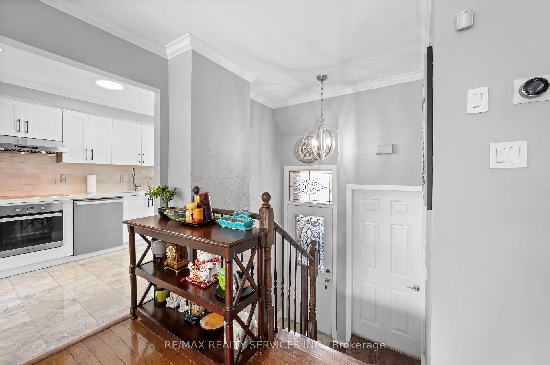Photo 10 of 8 Bradwick Court, Caledon, Rural Caledon — HOMEH