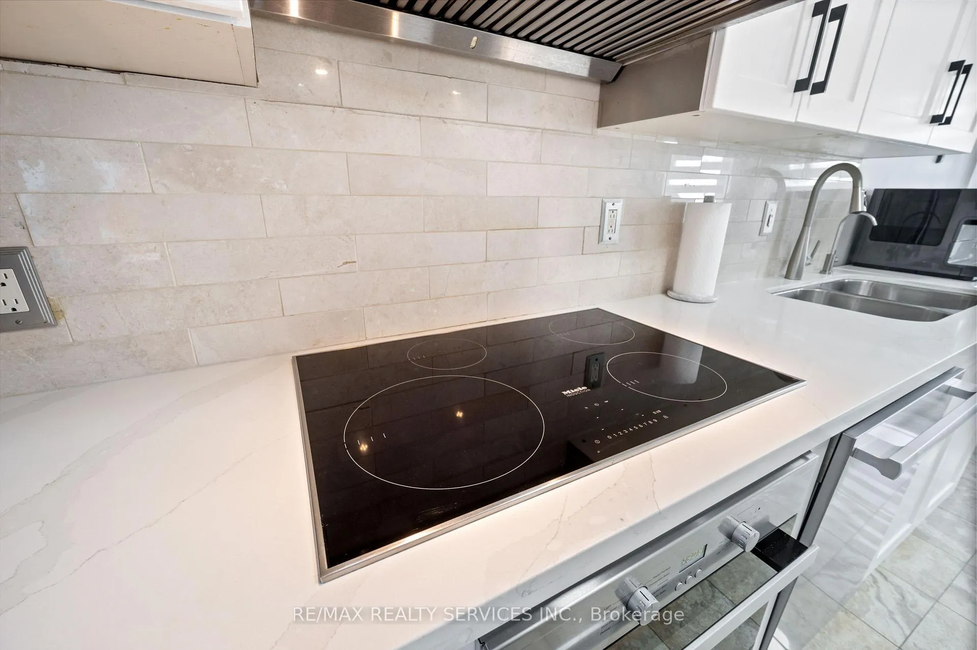 Photo 19 of 8 Bradwick Court, Caledon, Rural Caledon — HOMEH
