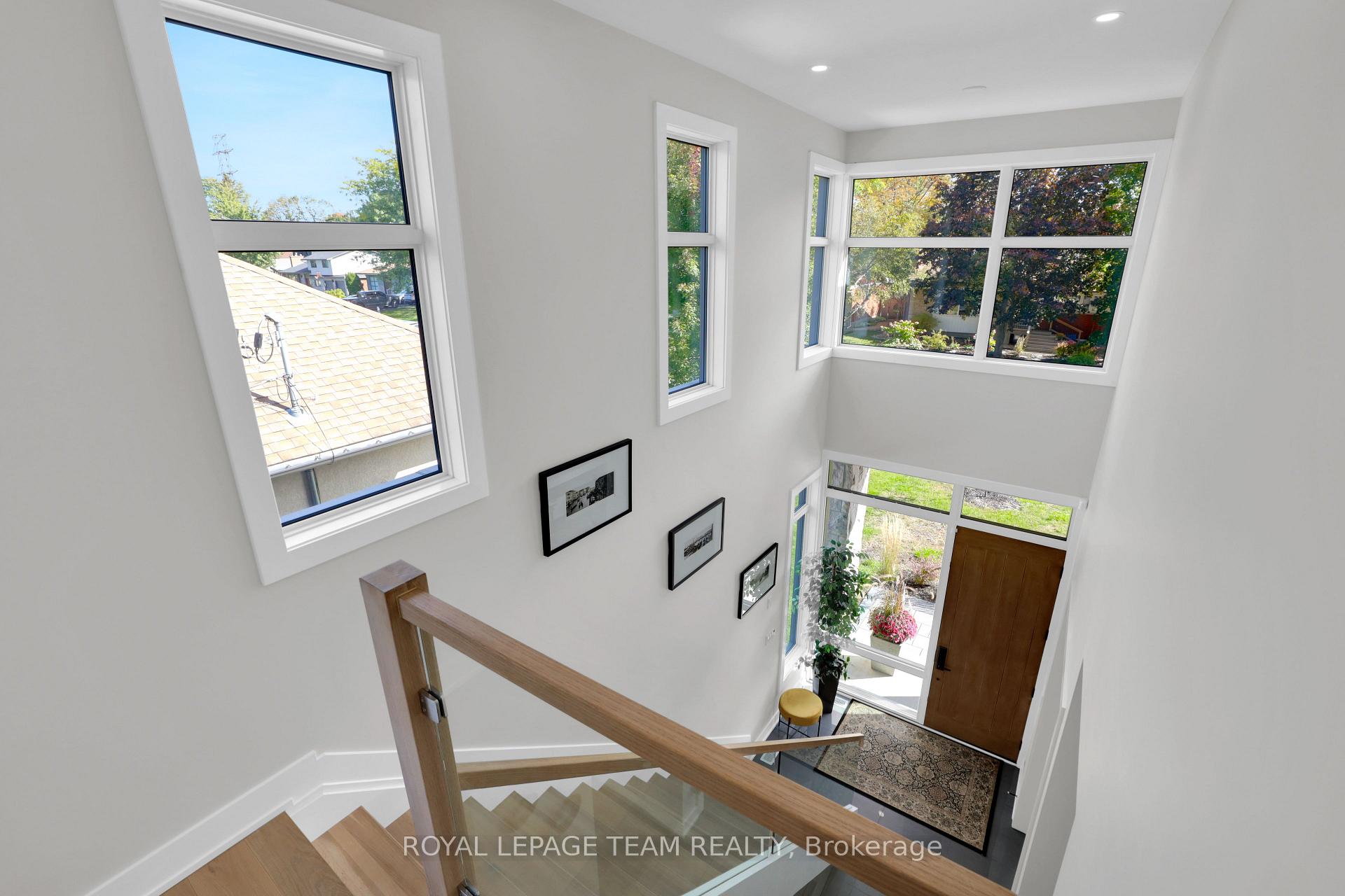 Photo 6 of 93 Chippewa Avenue, Ottawa, Meadowlands/St. Claire Gardens — HOMEH