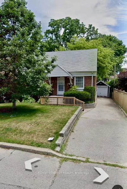 Photo 3 of 5 Queensgrove Road, Scarborough, Birchcliffe-Cliffside — HOMEH