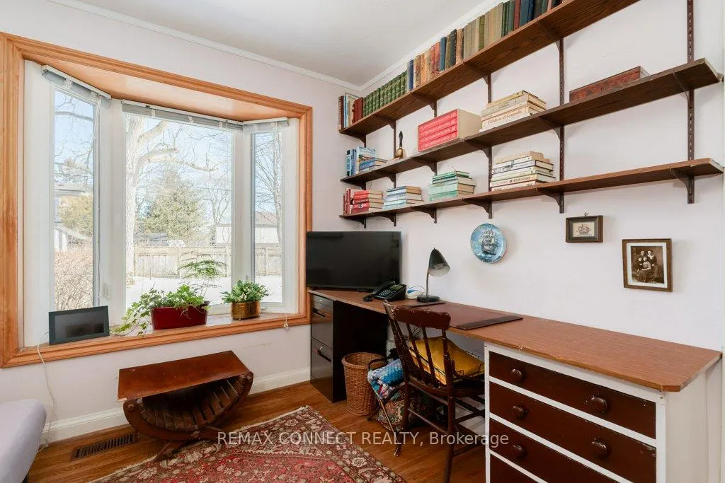 Photo 12 of 5 Queensgrove Road, Scarborough, Birchcliffe-Cliffside — HOMEH
