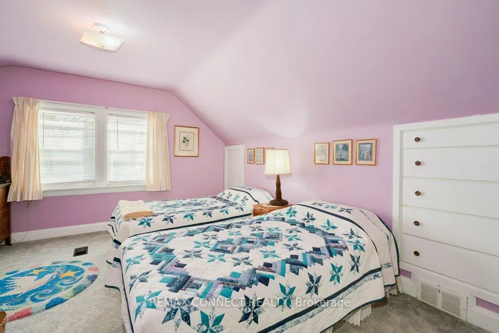 Photo 16 of 5 Queensgrove Road, Scarborough, Birchcliffe-Cliffside — HOMEH
