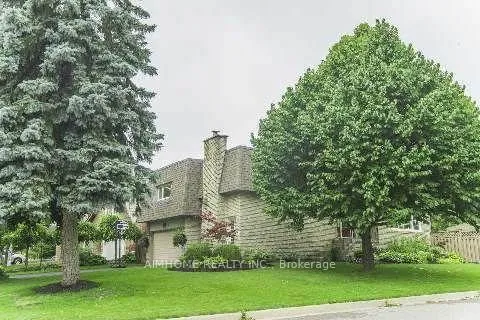 Photo 2 of Unit Lower, 36 Hagerman Boulevard, Markham, Unionville — HOMEH