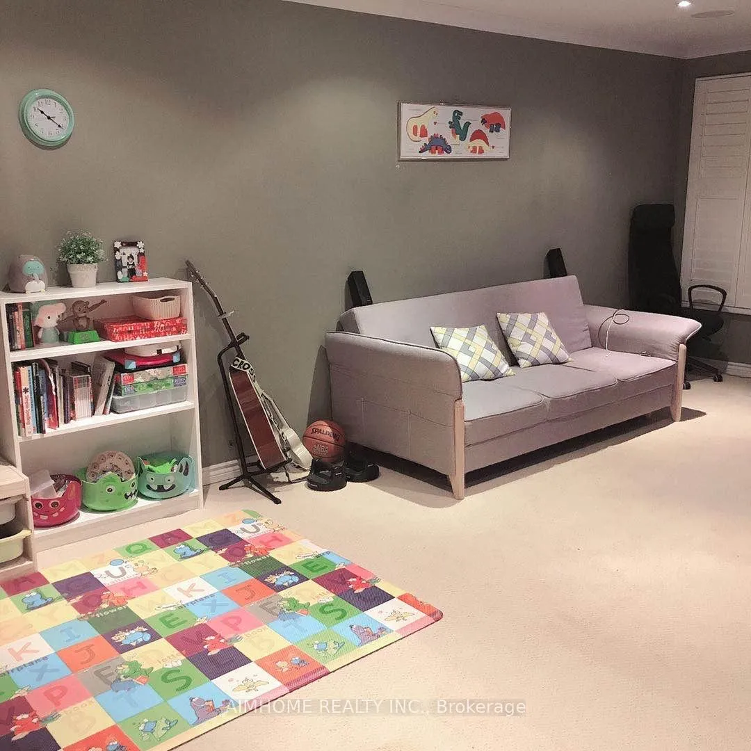 Photo 5 of Unit Lower, 36 Hagerman Boulevard, Markham, Unionville — HOMEH