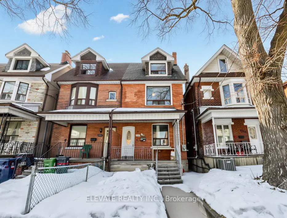 Front of 1262 Lansdowne Avenue