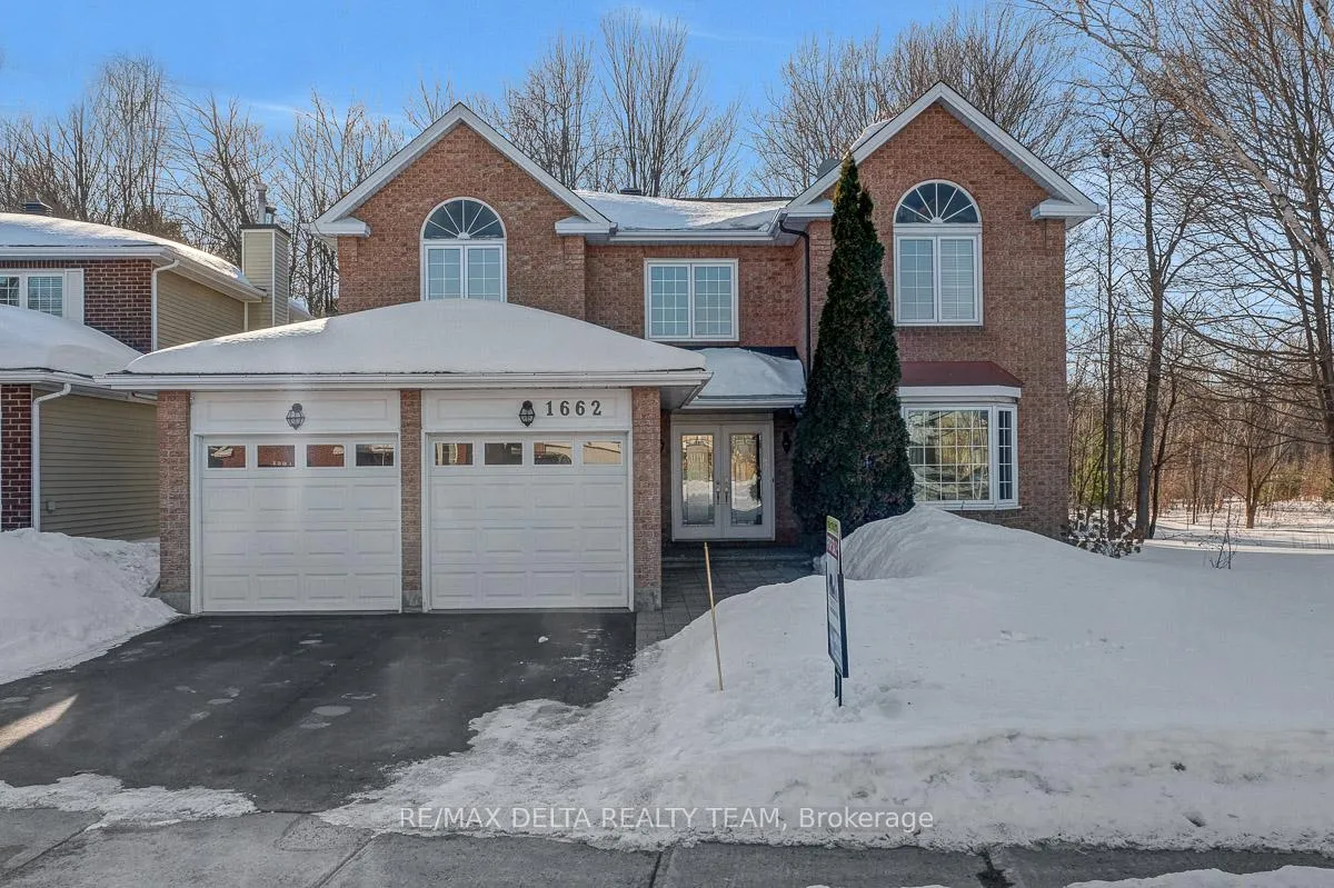 Front of 1662 Hunters Run Drive