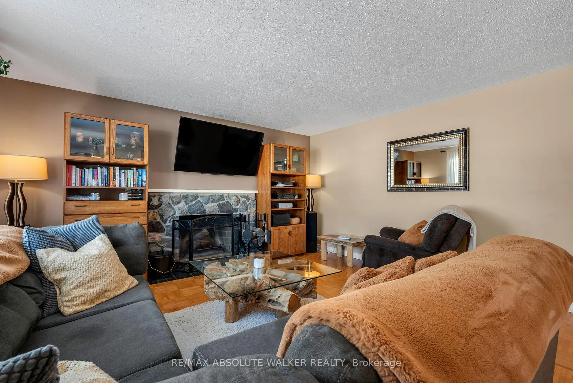 Photo 6 of 19 Lambert Drive, Ottawa, Sheahan Estates/Trend Village — HOMEH