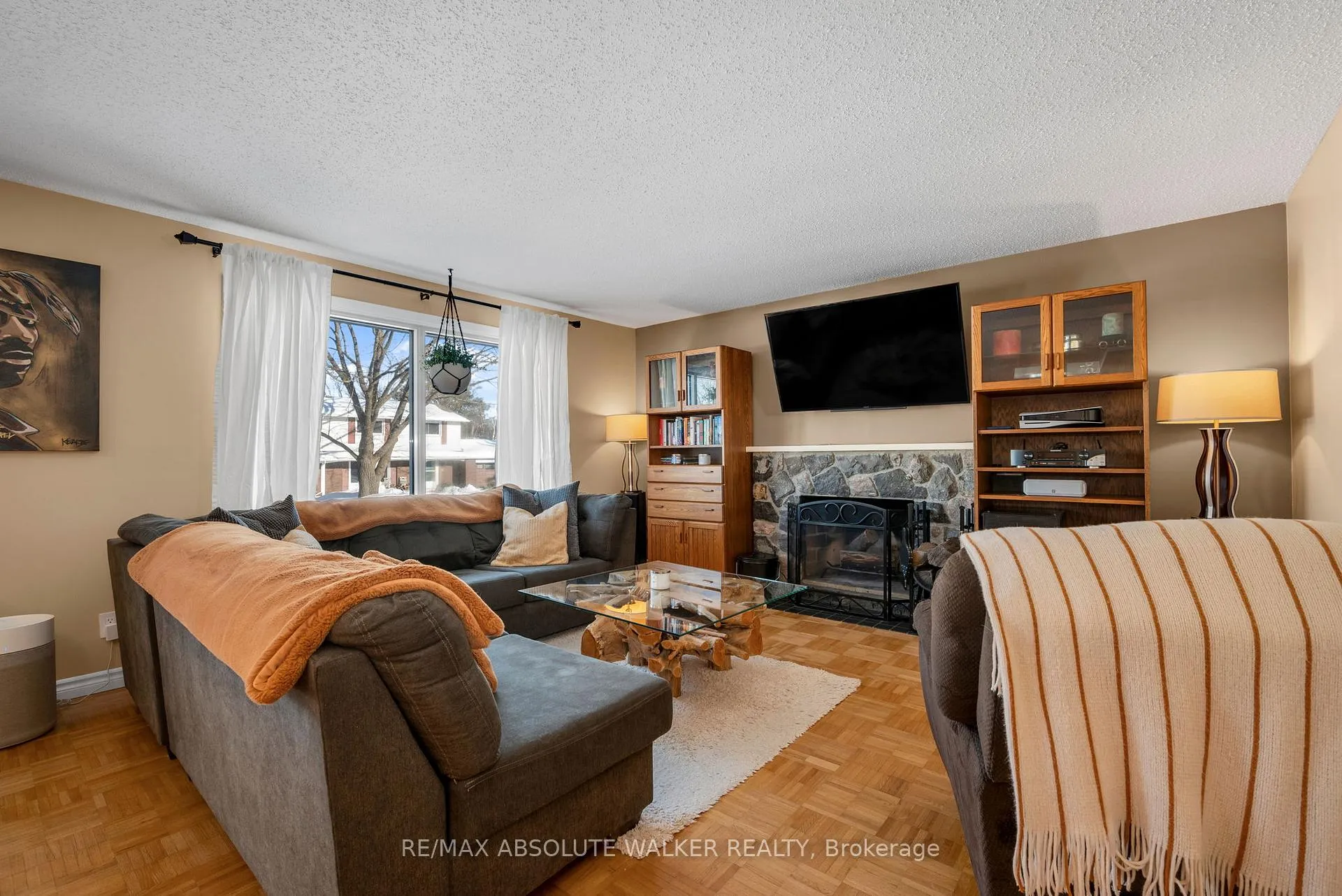 Photo 7 of 19 Lambert Drive, Ottawa, Sheahan Estates/Trend Village — HOMEH