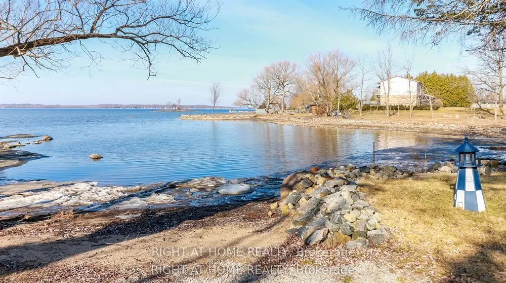 Photo 6 of 20 Long Point Road, Tay, Waubaushene — HOMEH