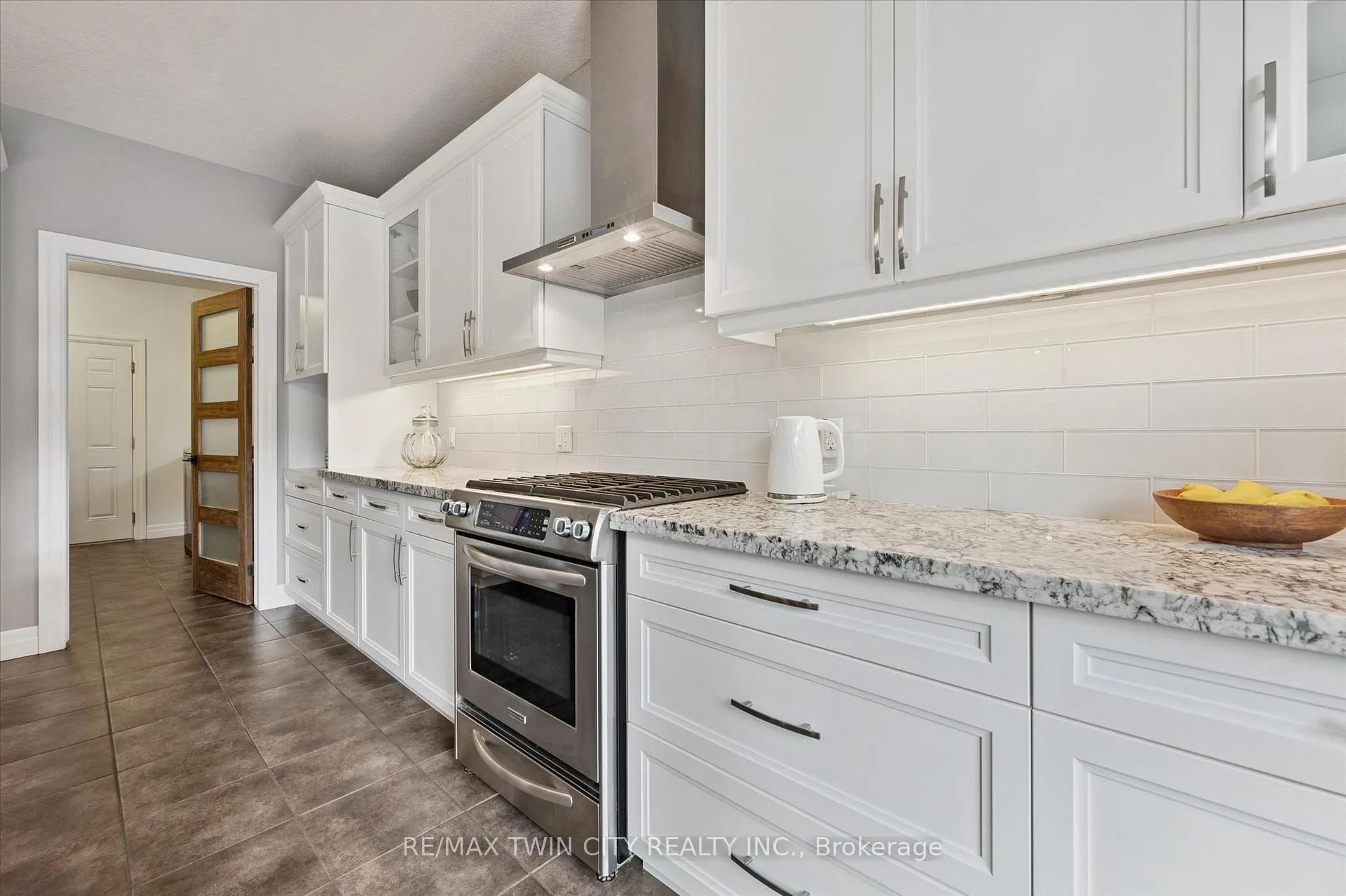 Photo 18 of 46 Deer Creek Street, Kitchener — HOMEH