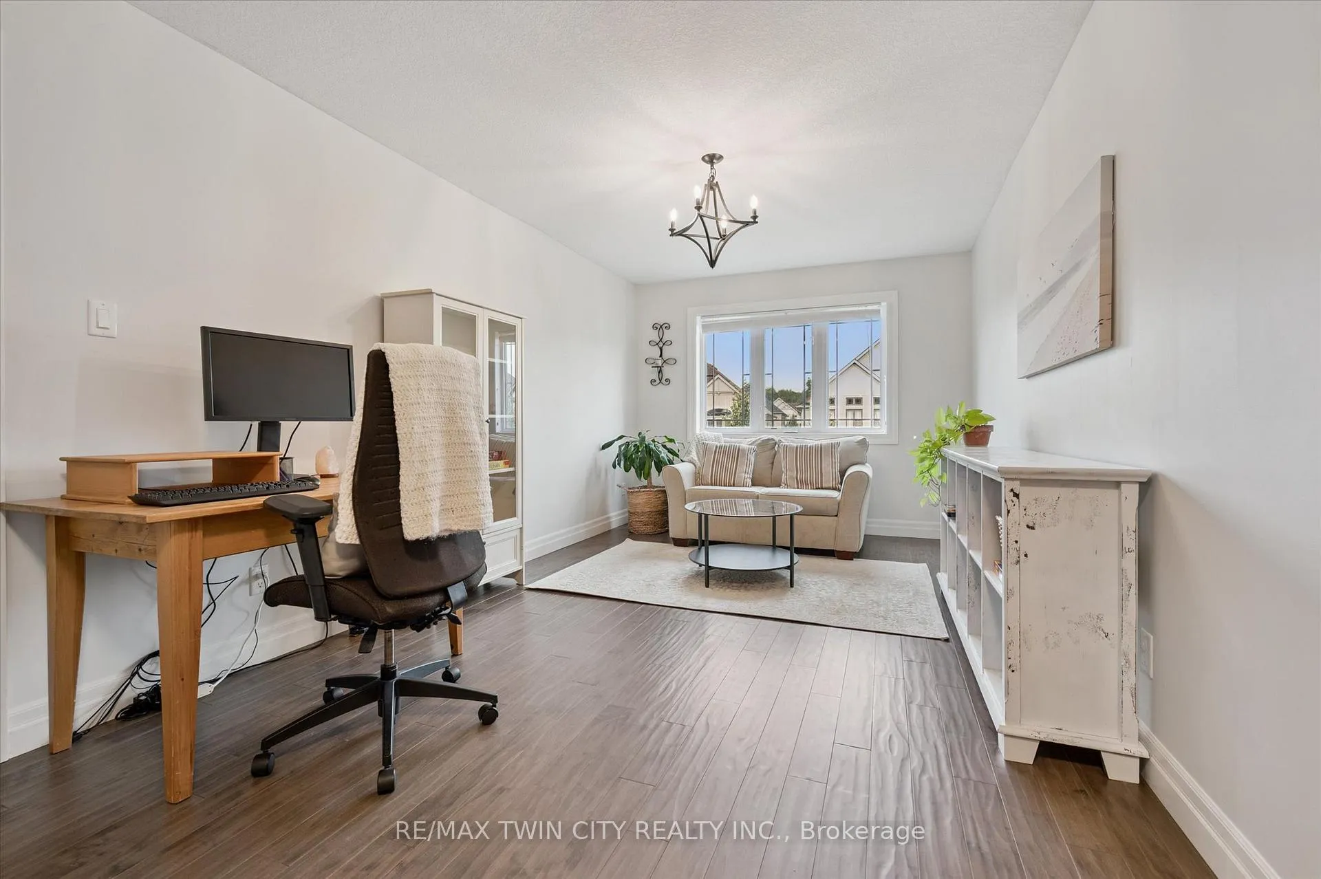 Photo 23 of 46 Deer Creek Street, Kitchener — HOMEH