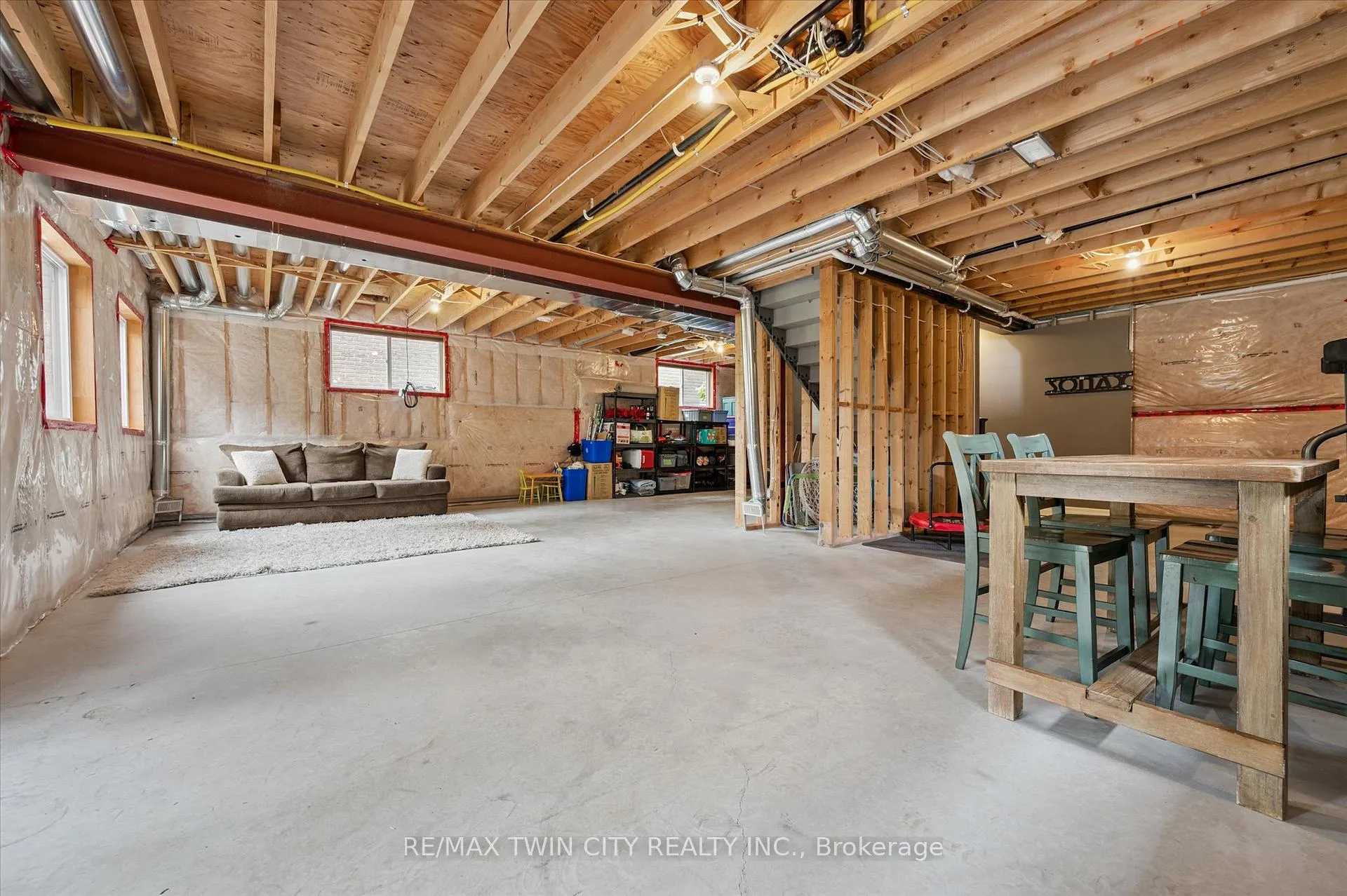 Photo 38 of 46 Deer Creek Street, Kitchener — HOMEH