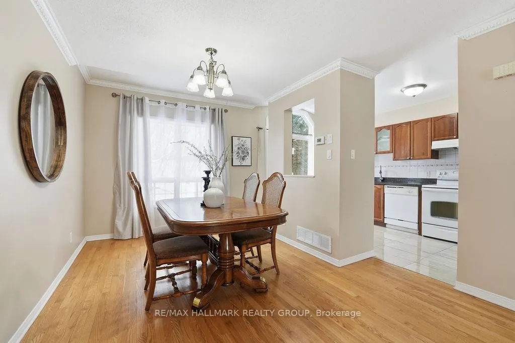Photo 7 of 1165 Falconcrest Court, Ottawa, Chatelaine Village — HOMEH