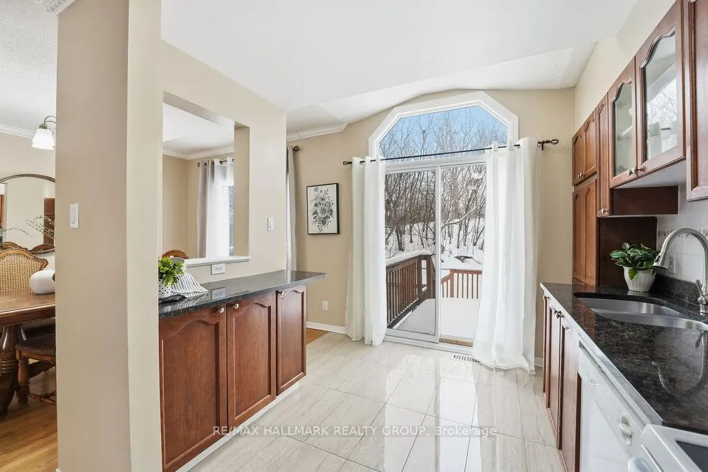 Photo 12 of 1165 Falconcrest Court, Ottawa, Chatelaine Village — HOMEH