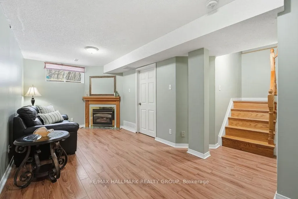 Photo 22 of 1165 Falconcrest Court, Ottawa, Chatelaine Village — HOMEH