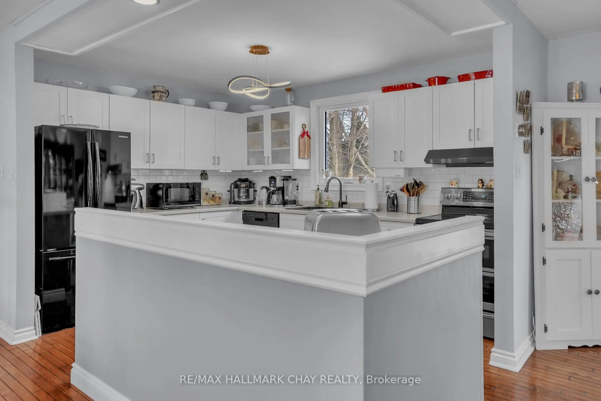Photo 8 of 8 St Patricks Drive, Springwater, Phelpston — HOMEH