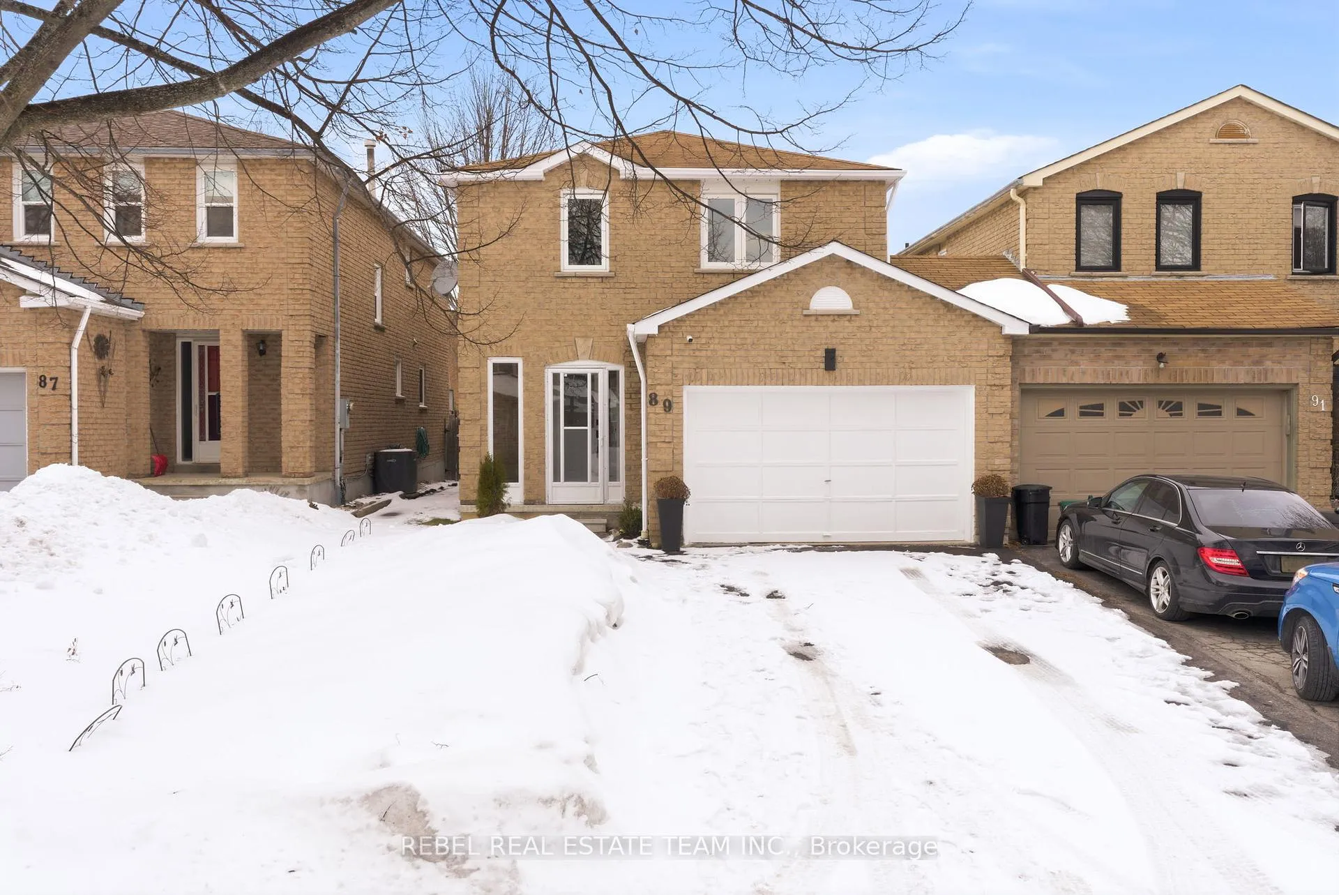 Photo 1 of 89 Hewitt Crescent, Ajax, South East — HOMEH