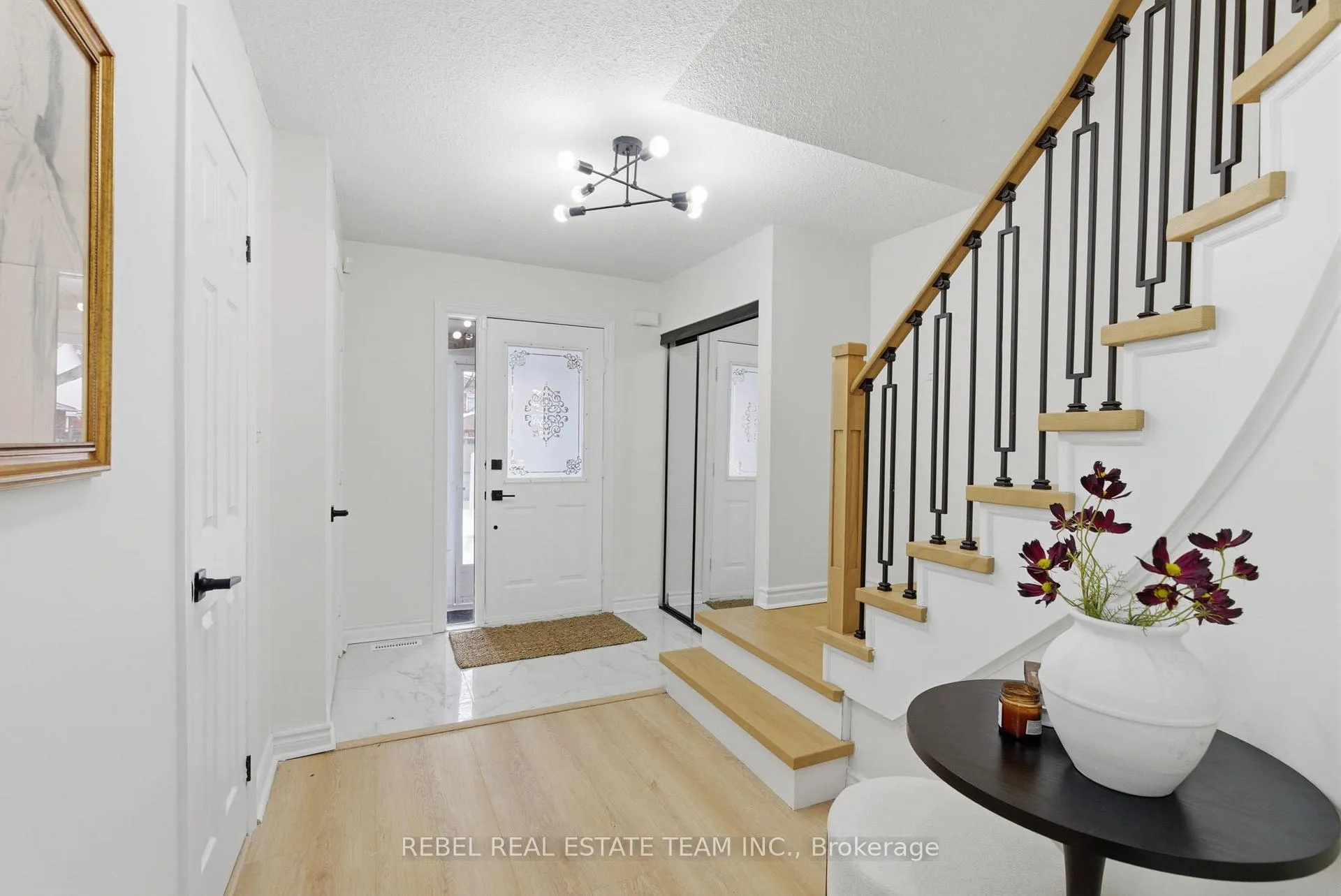 Photo 3 of 89 Hewitt Crescent, Ajax, South East — HOMEH