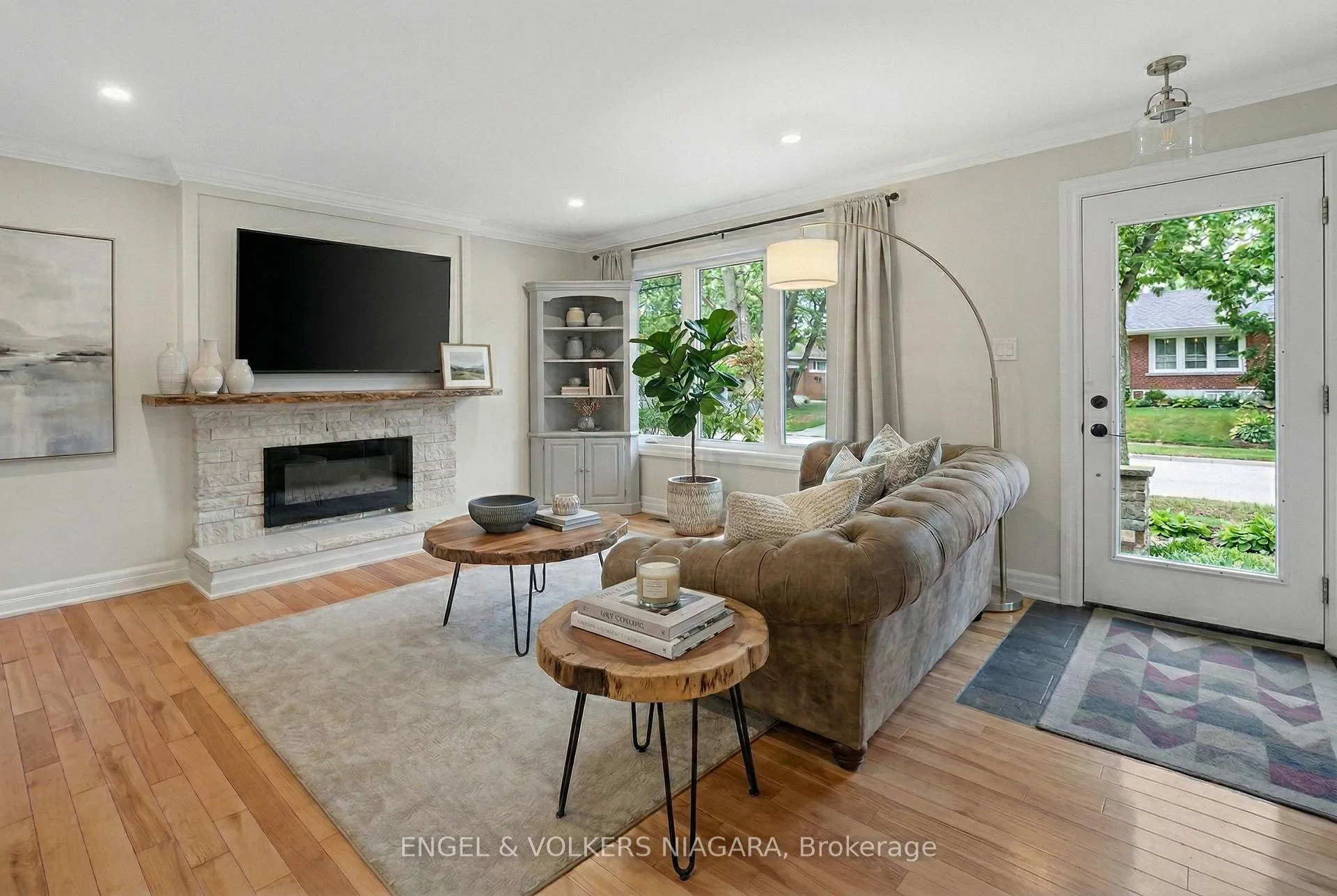 Photo 10 of 70 Stewart Street, Grimsby, Grimsby Beach — HOMEH