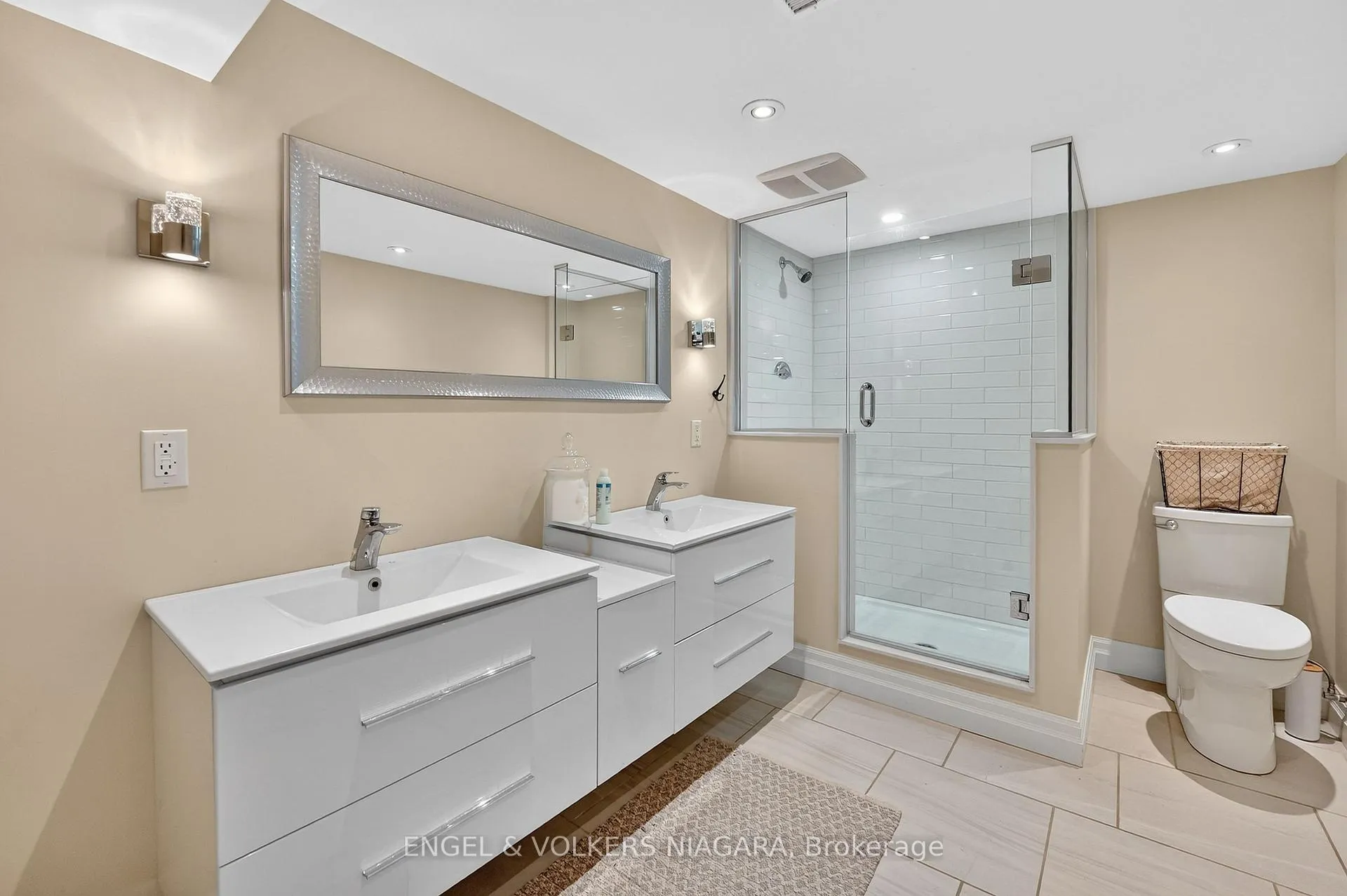 Photo 18 of 70 Stewart Street, Grimsby, Grimsby Beach — HOMEH