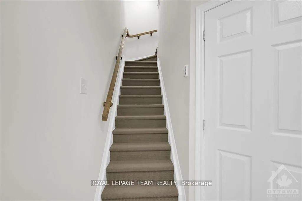 Photo 8 of 914 Messor Crescent, Ottawa, Stittsville (North) — HOMEH