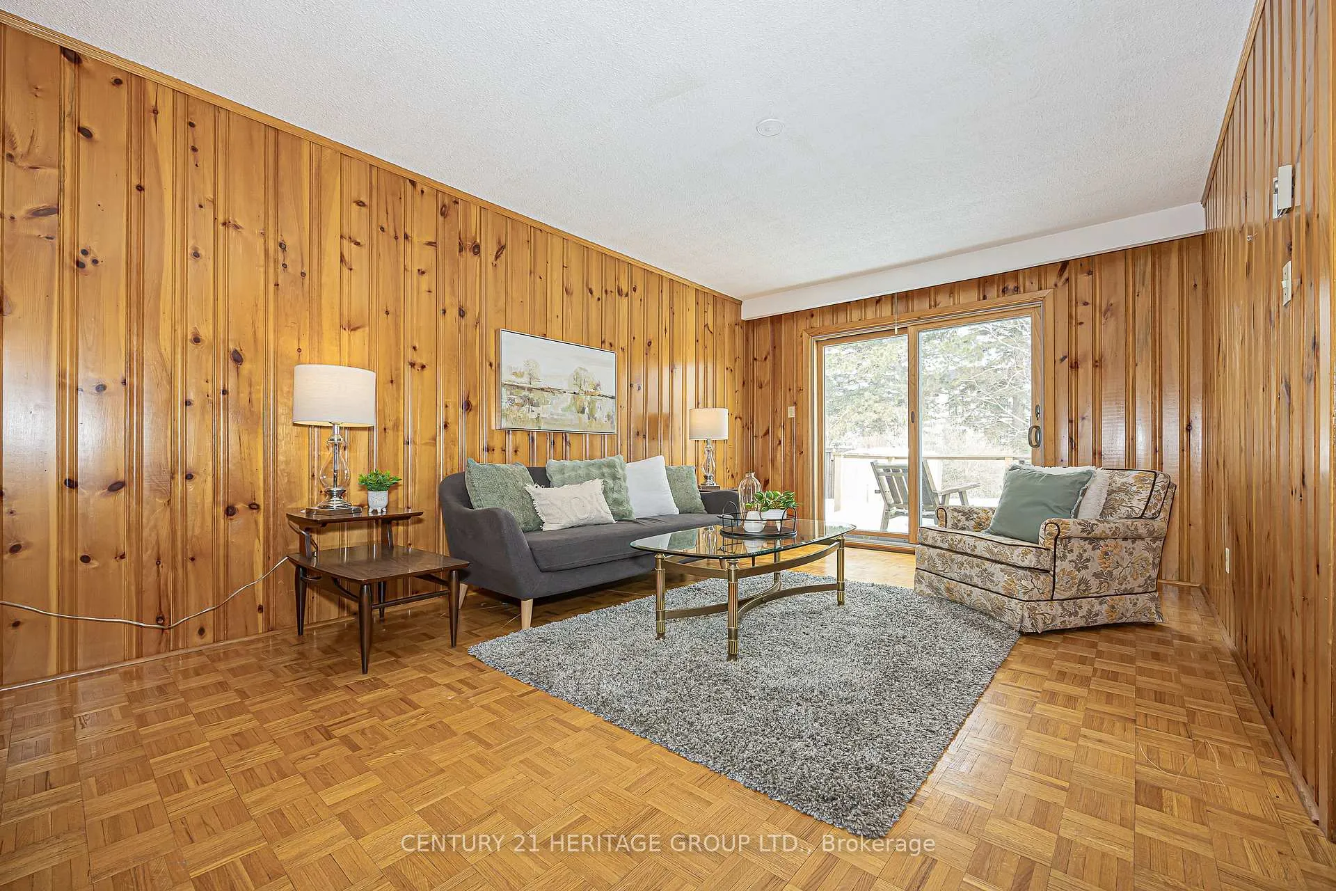 Photo 16 of 62 Fairway Drive, Aurora, Aurora Highlands — HOMEH