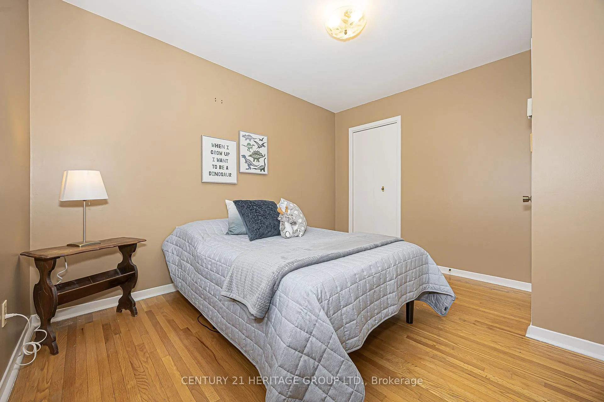 Photo 27 of 62 Fairway Drive, Aurora, Aurora Highlands — HOMEH
