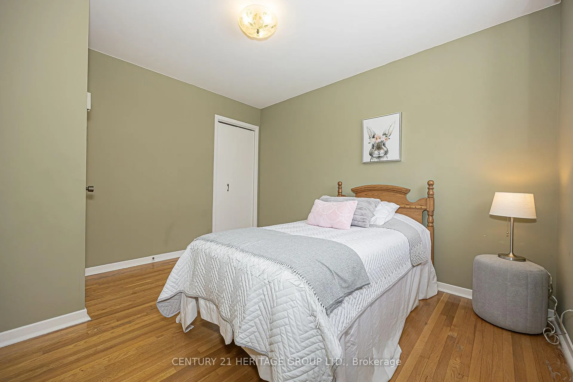 Photo 28 of 62 Fairway Drive, Aurora, Aurora Highlands — HOMEH