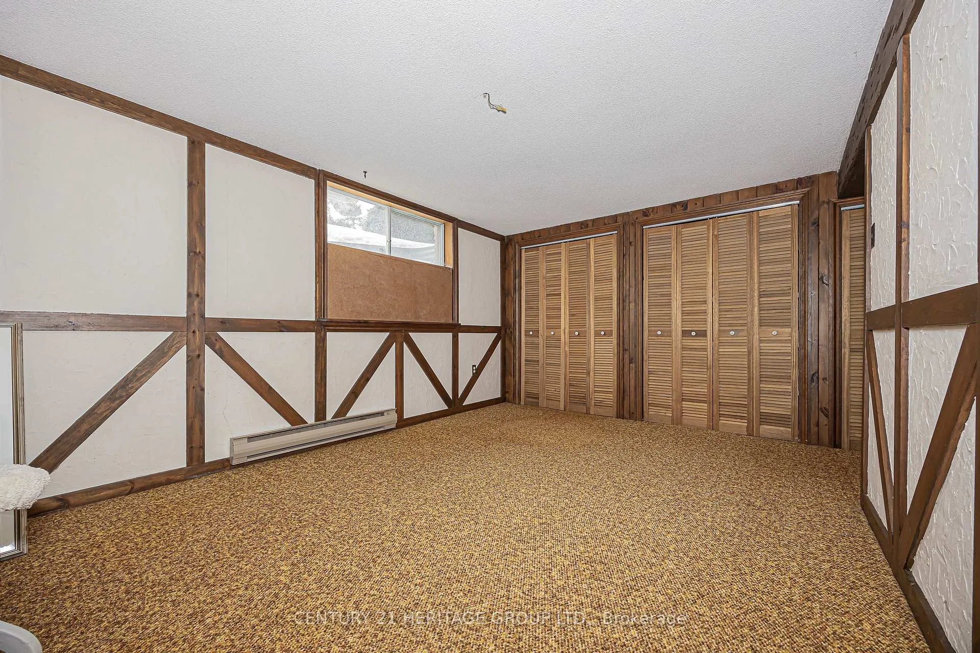 Photo 31 of 62 Fairway Drive, Aurora, Aurora Highlands — HOMEH