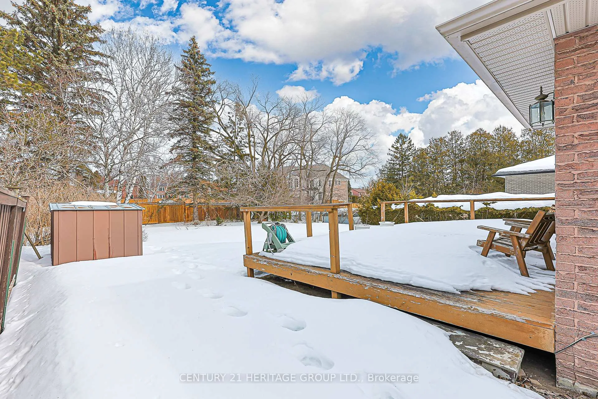 Photo 36 of 62 Fairway Drive, Aurora, Aurora Highlands — HOMEH
