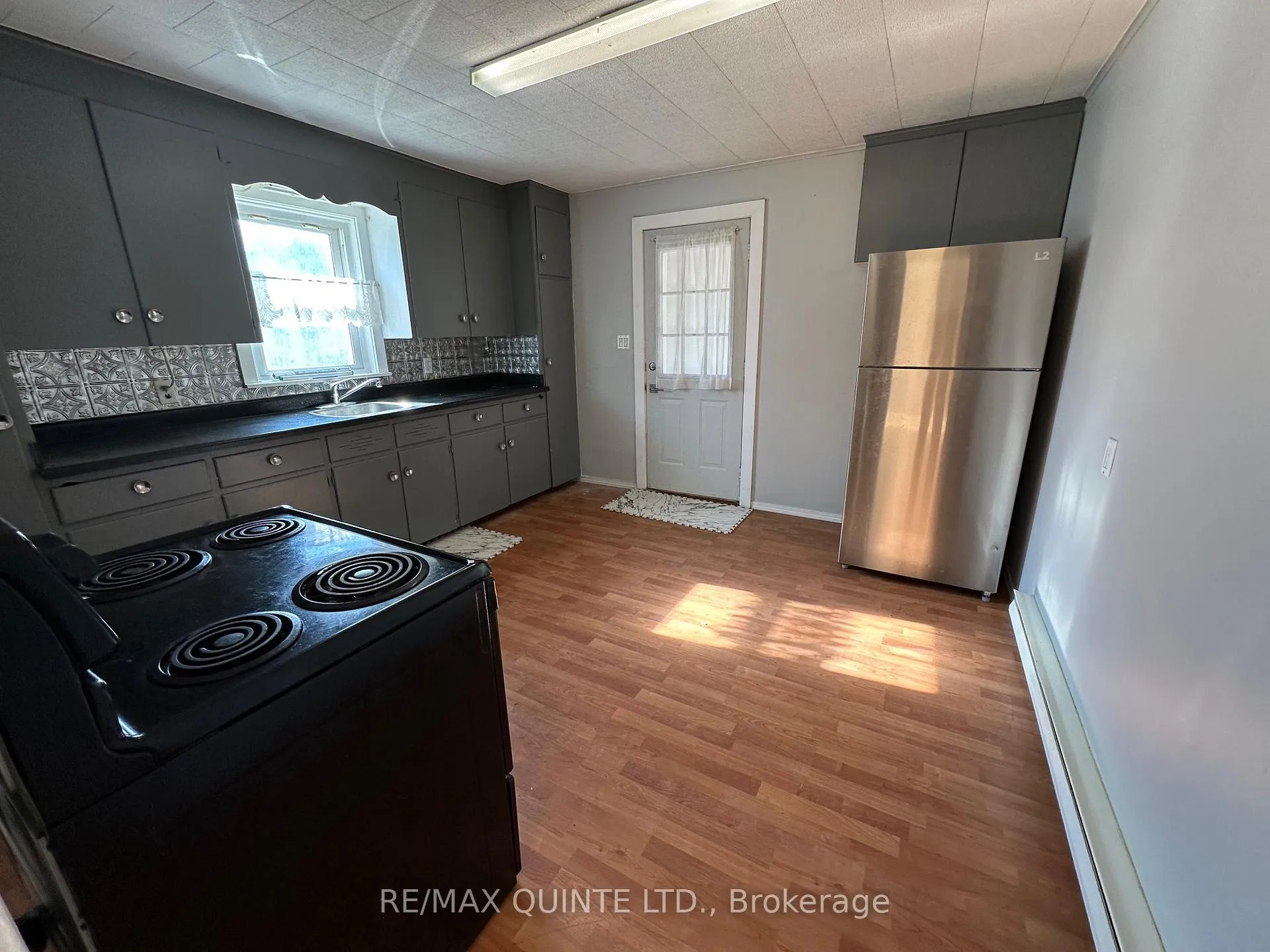 Photo 6 of 8 Butler Street E, Brighton — HOMEH