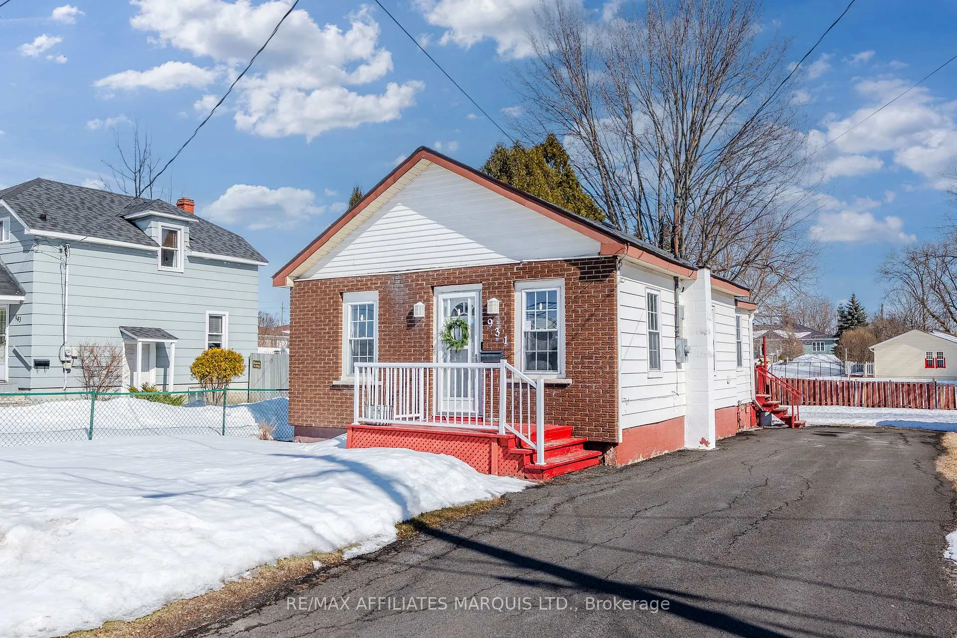 Photo 2 of 931 Adolphus Street, Cornwall — HOMEH
