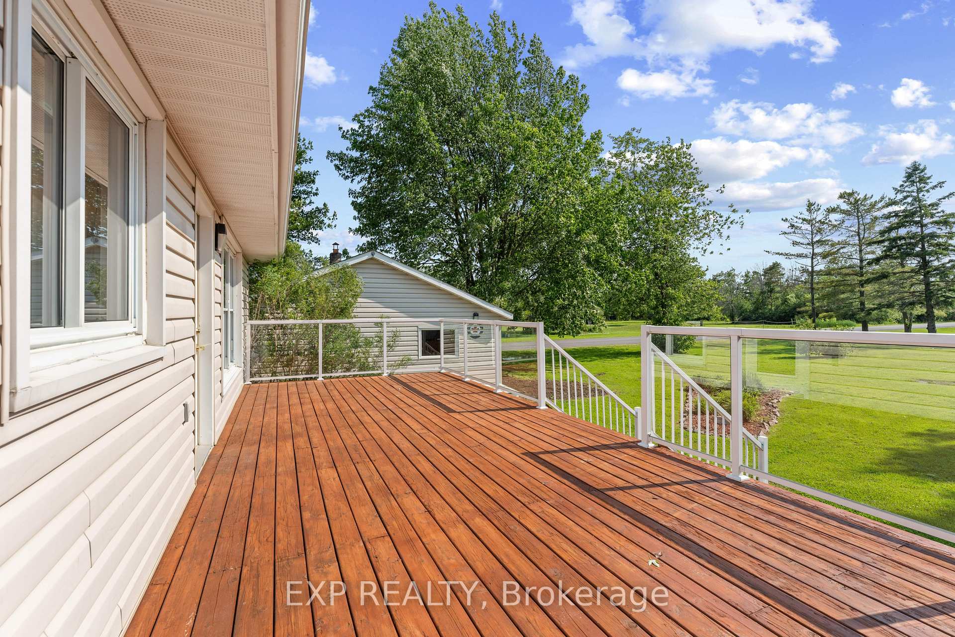 Photo 8 of 450 Coronation Boulevard, Loyalist, Amherstview — HOMEH