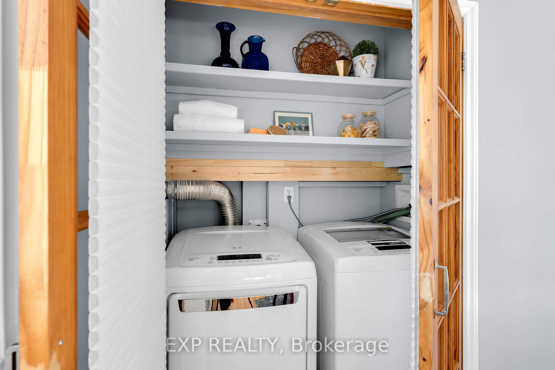 Photo 21 of 450 Coronation Boulevard, Loyalist, Amherstview — HOMEH