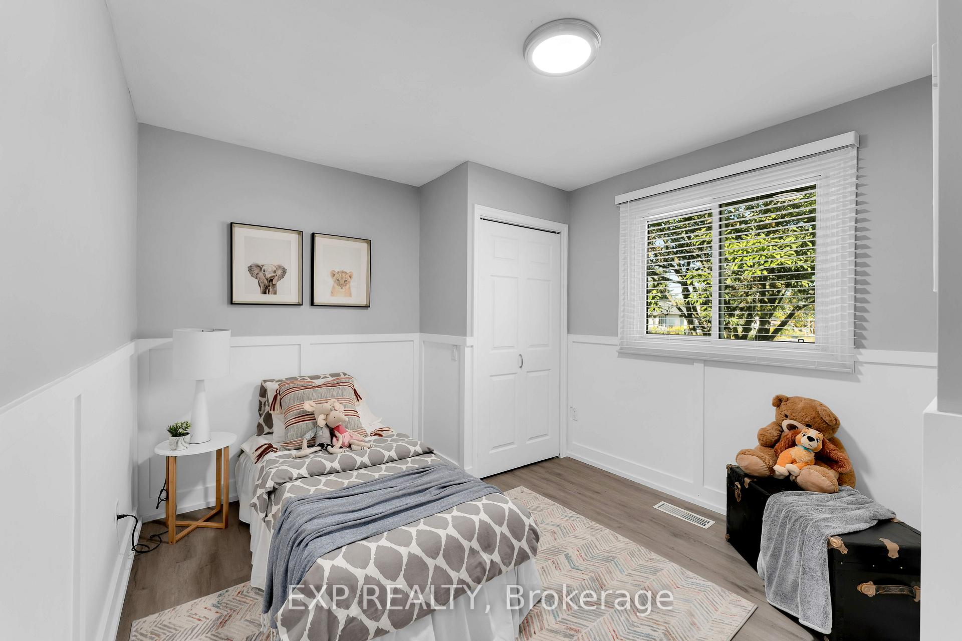 Photo 22 of 450 Coronation Boulevard, Loyalist, Amherstview — HOMEH